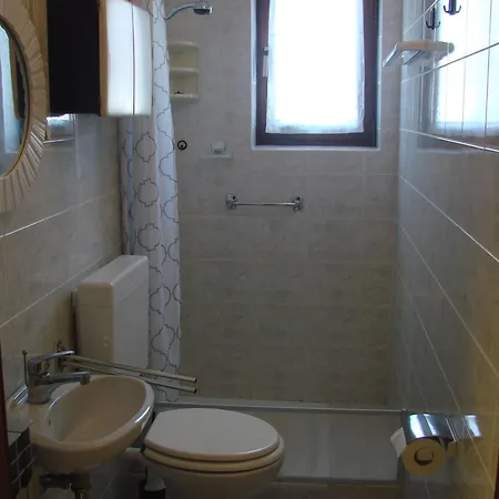 Apartamento Mit Grosser Terrasse *